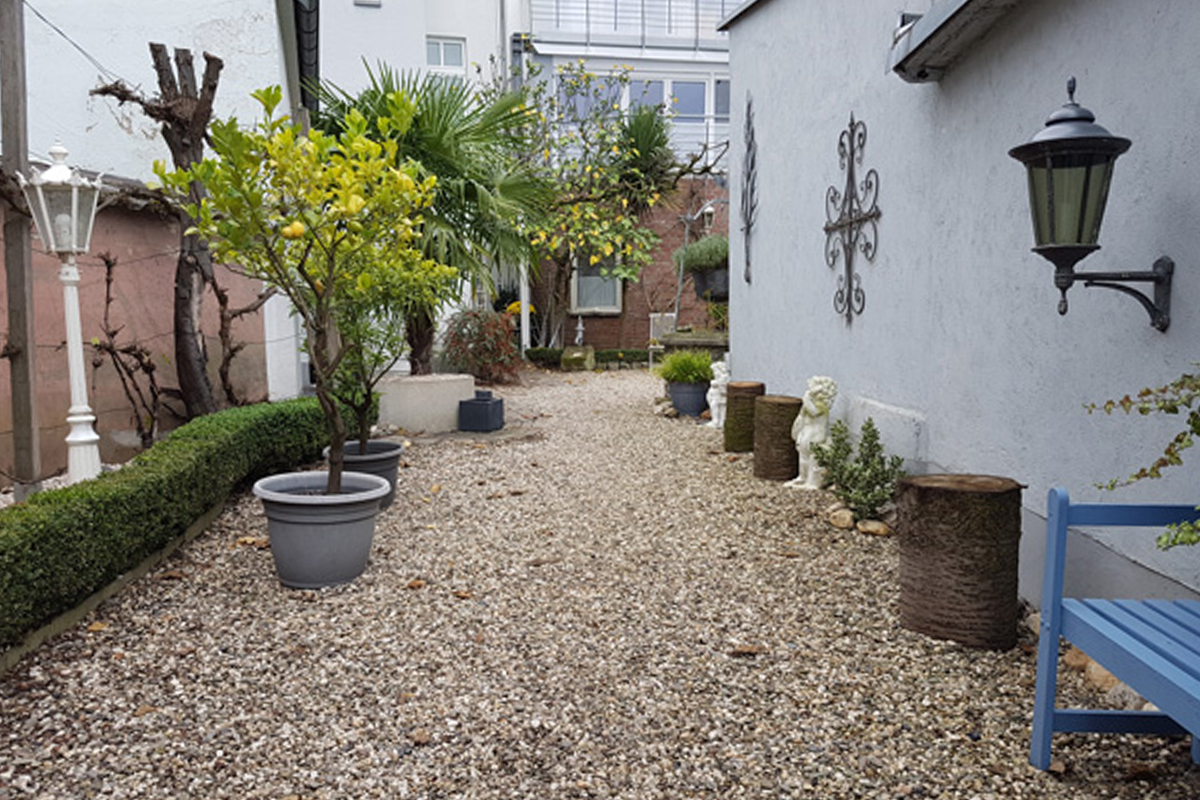 Hotel Restaurant Landhaus zur Issel Isselburg Bocholt Anholt Speisekarte Essen gehen Biergarten gut bürgerliche Küche Hotelzimmer Zimmer buchen