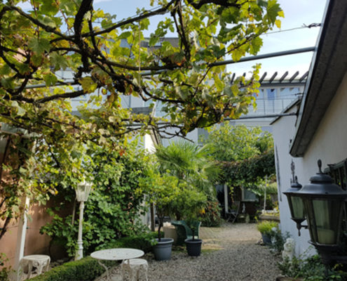 Hotel Restaurant Landhaus zur Issel Isselburg Bocholt Anholt Speisekarte Essen gehen Biergarten gut bürgerliche Küche Hotelzimmer Zimmer buchen