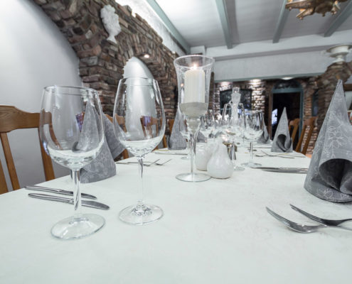 Hotel Restaurant Landhaus zur Issel Isselburg Bocholt Anholt Speisekarte Essen gehen Biergarten gut bürgerliche Küche Hotelzimmer Zimmer buchen
