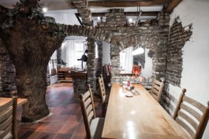 Frühstück Restaurant Landhaus zur Issel Isselburg Bocholt Anholt Speisekarte Essen gehen Biergarten gut bürgerliche Küche Hotelzimmer Zimmer buchen
