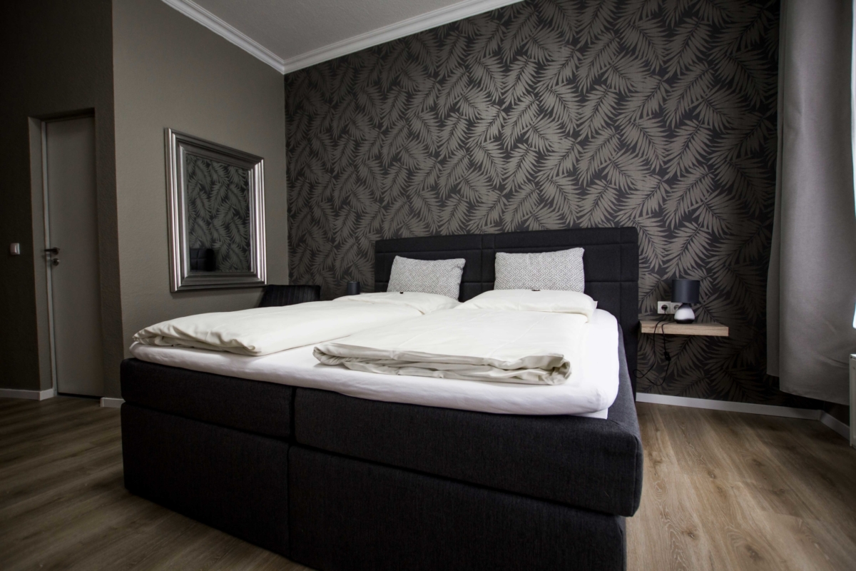 Hotel Bocholt, Zimmer buchen, Landhaus zur Issel, Rees, Isselburg, Wesel, Grenzgebiet niederlande,Hotel und Restaurant, Biergarten
